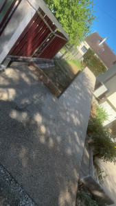 Photo de galerie - Réalisation d’une rampe en béton désactivé 