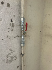 Photo de galerie - Installation d’une vanne d’arrêt 