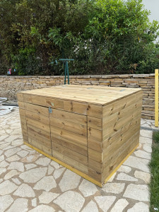 Photo de galerie - Petite cabane de piscine sur mesure 