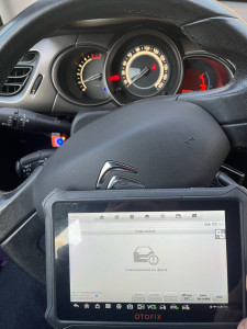 Photo de galerie - Citroën C3  1.6 bluehdi 75 avec voyant moteur + perte de puissance grâce à nos solutions EGR+FAP le véhicule peut rouler sans problème et plus de voyant moteur.