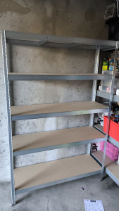 Photo de galerie - Montage étagère a charge lourde 