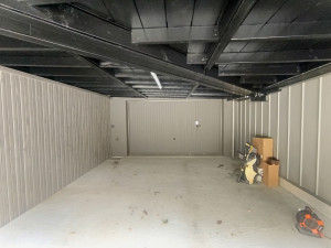 Photo de galerie - Peinture carport 
plafond+ porte de garage 