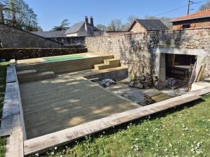 Photo de galerie - Réalisation terasse bois piscine 