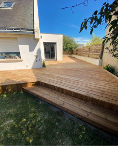 Photo de galerie - Terrasse bois sur plot 