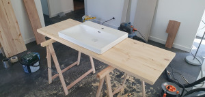 Photo de galerie - Plan de travail sur mesure pour le lavabo de la salle de bains