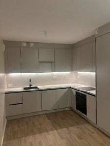 Photo de galerie - Pose d’une cuisine aviva 