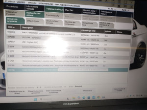 Photo de galerie - On utilise les megiores valises et équipements pour nous aider à trouver la panne plus vite 