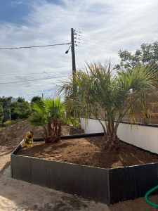 Photo de galerie - Pose ardoise + plantation gros sujet  