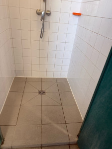 Photo de galerie - Douche nettoyer 