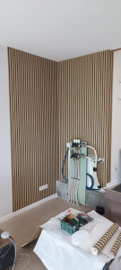 Photo de galerie - Pose de papier peint effet tasseaux 
