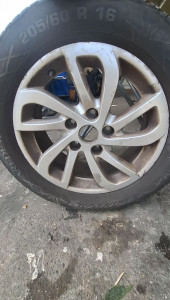 Photo de galerie - Rénovation jantes de voiture N1