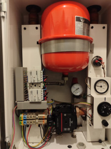 Photo de galerie - Entretien chaudière électrique 