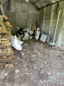 Photo de galerie - Après de débarrasser le garage 