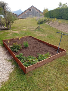 Photo de galerie - Création d'un carré potager sur mesure