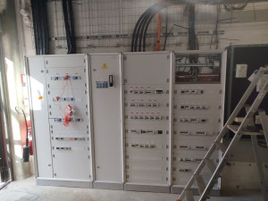 Photo de galerie - Cablage tableau et armoire électrique