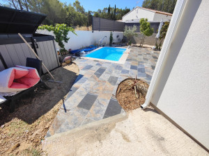 Photo de galerie - Création de plage piscine, dalle en béton et pose de carrelage