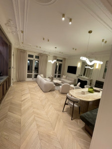 Photo de galerie - Pose Parquet, peinture, menuiserie sur-mesure, électricité