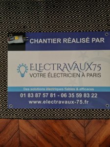 Photo de galerie - Je vous propose de contrôler les disjoncteurs différentiels 30 à 500 mA et de contrôler la position de la phase et du neutre directement sur l'écran.