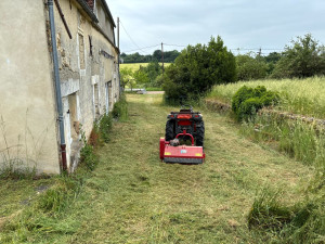 Photo de galerie - Broyage 1m20 d’herbes 