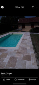 Photo de galerie - Pose de travertin 