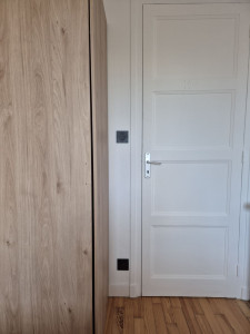 Photo de galerie - Remplacement des prises et interrupteurs vieillissants.