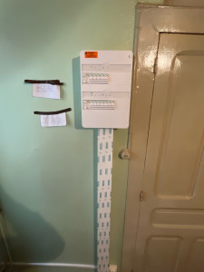 Photo de galerie - Installation d’un tableau électrique style goulotte 