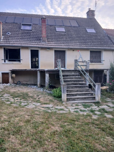 Photo de galerie - Avant travaux

Démolition complète d’un balcon-terrasse existant et préparation du chantier pour sa rénovation.