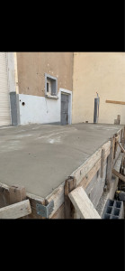 Photo de galerie - Décoffrage dalle + escaliers 