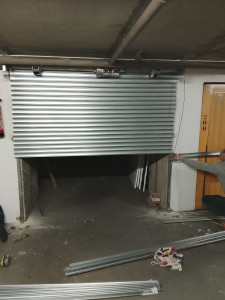 Photo de galerie - Installation rideau métallique Avent 