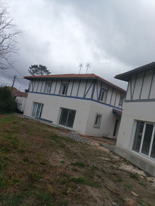 Photo de galerie - Création de colombage sur villa de 
 plusieurs couleurs