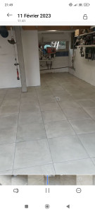 Photo de galerie - Chape plus pose de carrelage dans un garage 