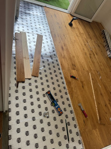 Photo de galerie -     Parquet en cours à Saint-Denis.
