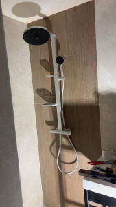 Photo de galerie - Barre de douche, fixer parfait