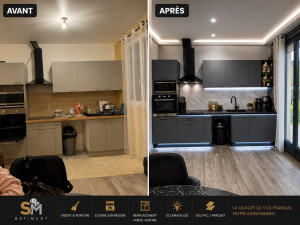 Photo de galerie - Avant ➜ Après Rénovation complète de cette cuisine : enduit, peinture, remplacement des meubles, changement de la porte-fenêtre, éclairage LED. SM Bâtiment 