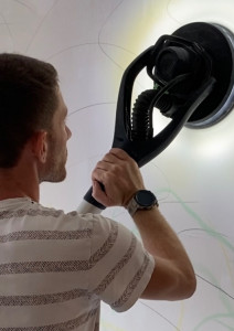 Photo de galerie - Ponçage mur après ratissage