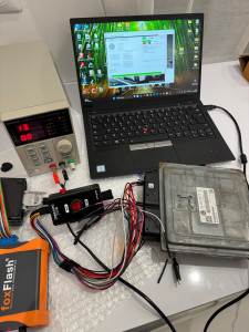 Photo de galerie - Déblocage du calculateur moteur et intervention sur le système FAP d’un Passat 2012. 