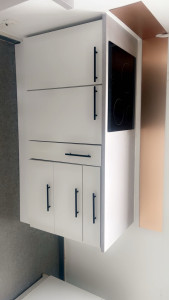 Photo de galerie - Montage meuble de cuisine et installation de la plaque électrique 