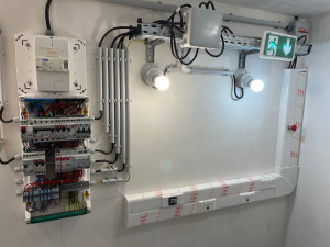 Photo de galerie - Installation D’un tableau 