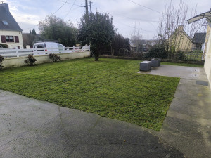 Photo de galerie - Tontes de pelouse malgré la météo.