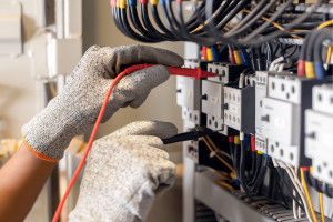 Photo de galerie - électricien professionnel a votre service