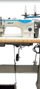 Photo de galerie - Bonjour 
je vous propose mes services de retouche et couture avec des prix correct et aussi avec des prix correct.