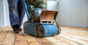 Photo de galerie - Pose parquet pvc, parquet collé, parque cloué, ponçage, vitrification, vernissage,  réaparation parquet, façade bois, abri de jardin, pose terrasse, réparation terrasse, bardage