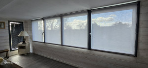 Photo de galerie - Pose de stores enrouleurs sans perçage, intégration à l'ouvrant