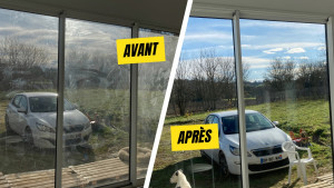 Photo de galerie - Avant après nettoyage grande baie vitrée après chantier 