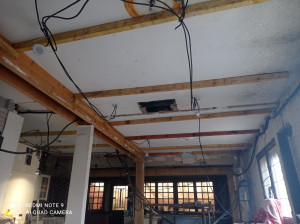 Photo de galerie - Installation électrique pour plusieurs spots ainsi que la pose d un faux plafond pvc blanc.