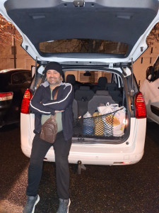 Photo de galerie - Avec ma voiture je peux tranporter des colis partout a tours