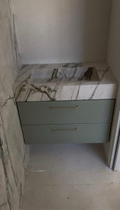 Photo de galerie - Une vasque carrelage