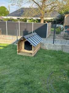 Photo de galerie - Niche réalisé en planche de coffrage et palette 