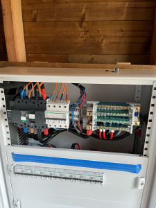 Photo de galerie - Modifications armoire 
