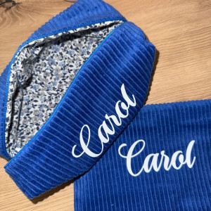 Photo de galerie - Trousses réalisé entièrement à la machine, avec flocage 